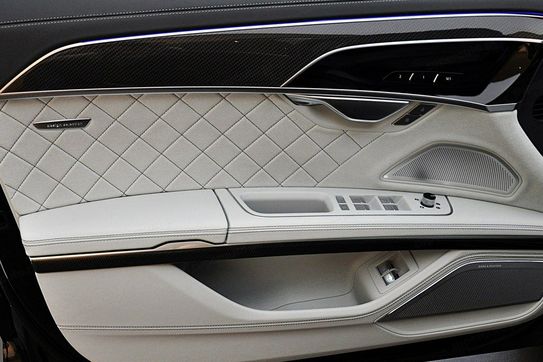 Audi A8 L 60 TFSI e quattro S Line