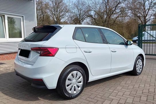 Skoda Fabia Essence 1.0 MPI