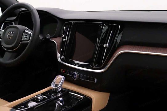 Volvo V60 T6 AWD Plug-In Hybrid Plus Dark