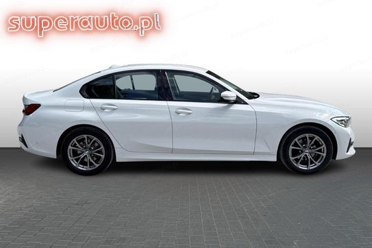 BMW Seria 3 318i