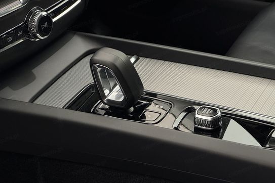 Volvo XC60 B4 B Plus Dark aut