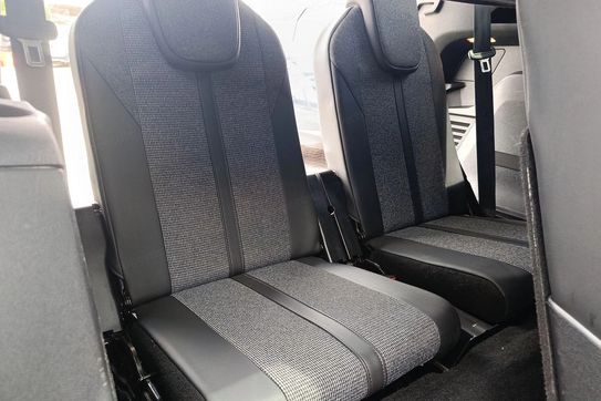 Peugeot 5008 1.6 Puretech Allure S&S EAT8