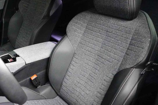 Peugeot 3008 Allure e-DCS 1.2 mHEV