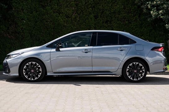 Toyota Corolla 1.8 Hybrid