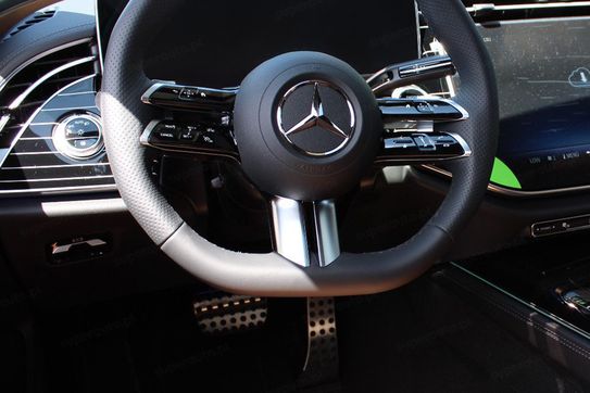 Mercedes E Klasa 220 d 4-Matic AMG