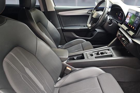 Cupra Leon eTSI DSG