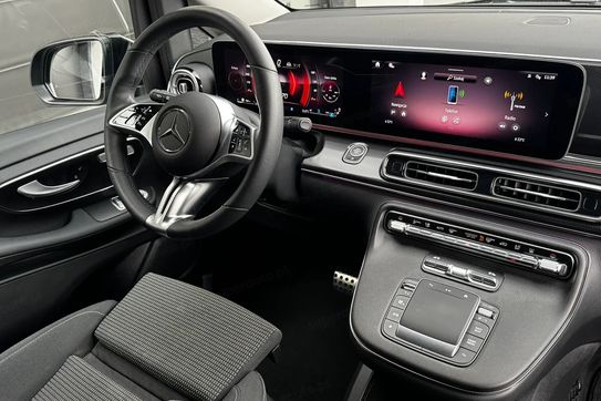 Mercedes V Klasa 300 d Avantgarde (długi)