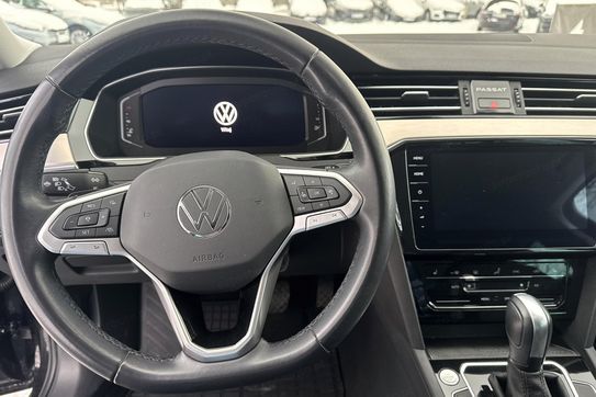 Volkswagen Passat Elegance 2.0 TSI  DSG