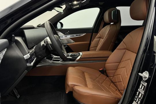 BMW Seria 7 740d xDrive M Sport