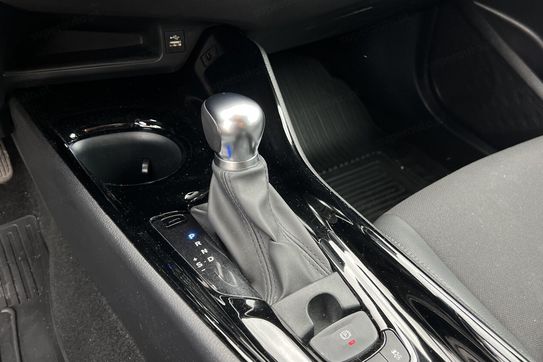 Toyota C-HR 2.0 Hybrid Style