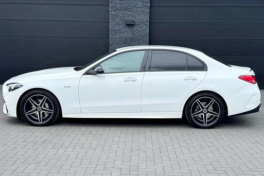 Mercedes Klasa C 220 d 4MATIC AMG Line
