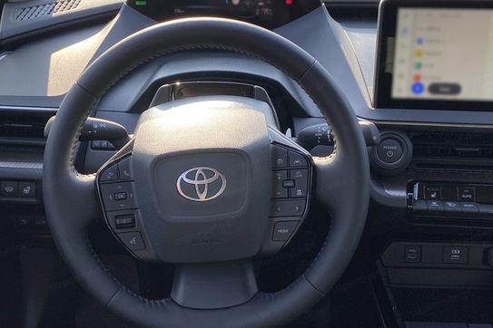 Toyota Prius Prestige 2.0 Hybrid Plug-in