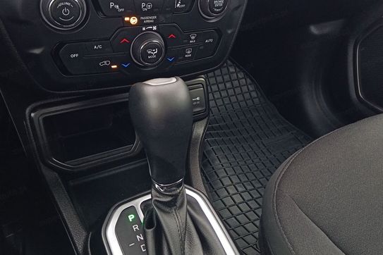 Jeep Renegade 1.5 T4 mHEV S FWD S&S DCT