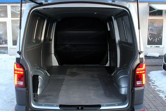 Volkswagen Transporter L2H1