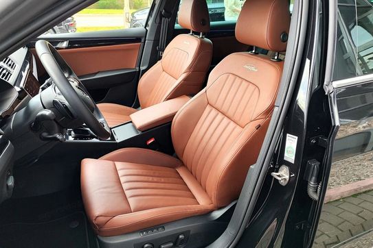 Skoda Superb 2.0 TDI SCR L&K DSG