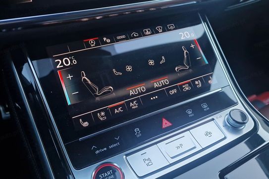 Audi A8 S8 TFSI mHEV quattro Tiptr.