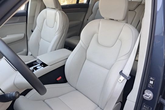 Volvo XC90 T8 AWD Plug-In Hybrid Ultra Bright 7os
