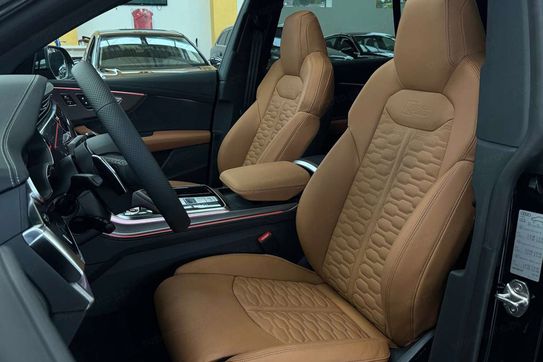 Audi Q8 RSQ8 TFSI quattro Performance