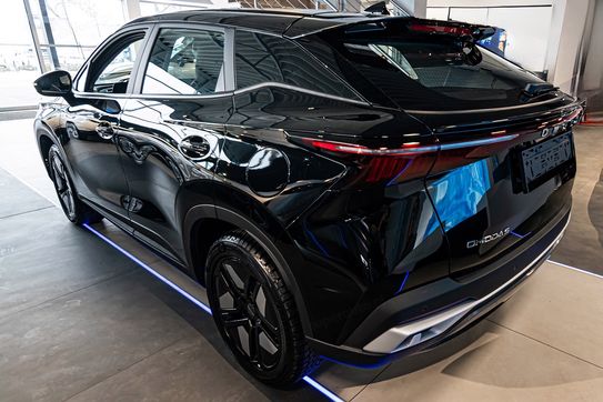 Omoda 5 1.5 T-GDI Hybrid Premium DHT