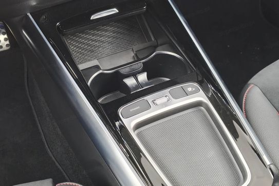 Mercedes GLA 200 mHEV AMG Line 7G-DCT