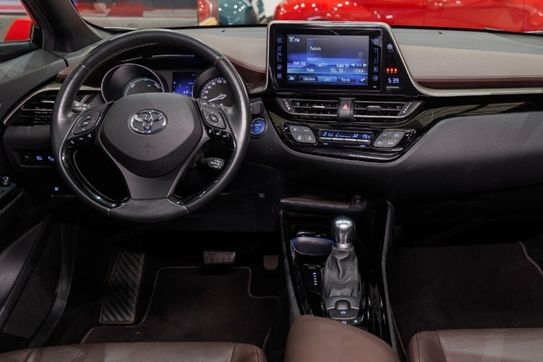 Toyota C-HR 1.8 Hybrid Prestige