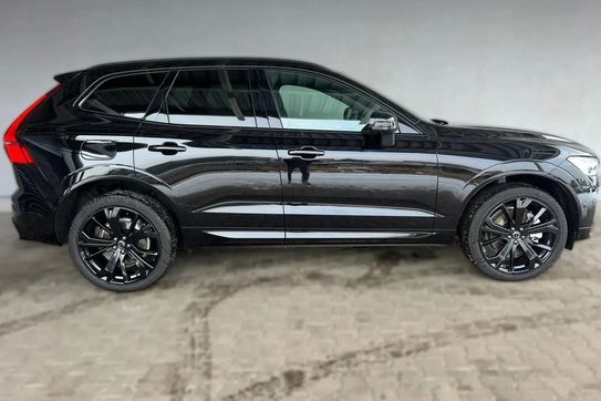 Volvo XC60 T8 Plug-In Hybrid AWD Plus Black Edition