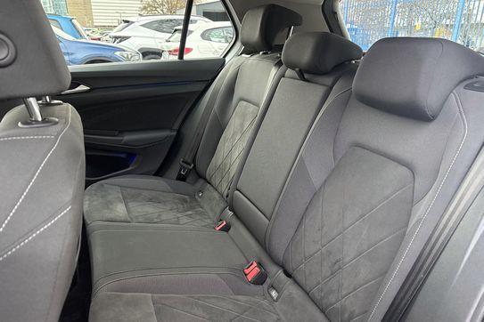 Volkswagen Golf Style 1.4 TSI Plug-In Hybrid  DSG