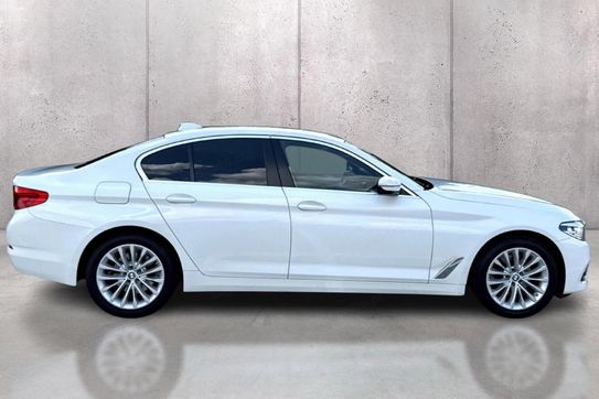 BMW Seria 5 518d Advantage