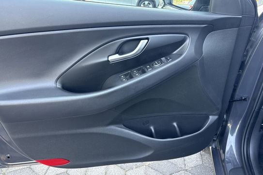 Hyundai i30 Smart 1.5 T-GDI 48V  DCT