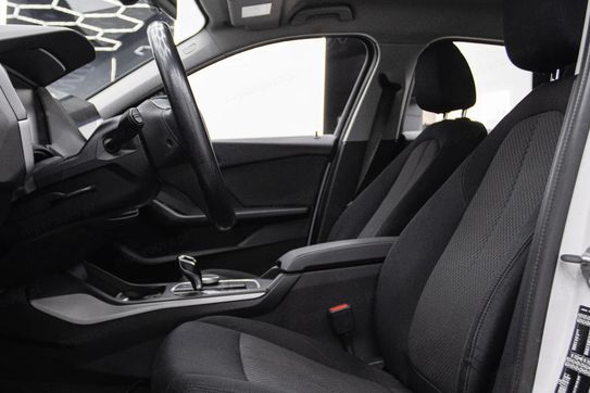 BMW Seria 1 118i Advantage aut