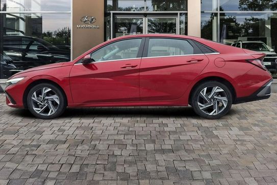 Hyundai Elantra 1.6 Executive CVT
