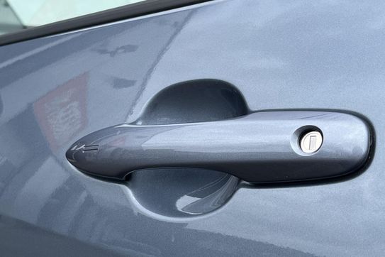 Toyota Yaris Style 1.5 Hybrid