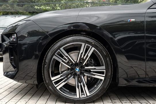 BMW Seria 7 740d xDrive M Sport