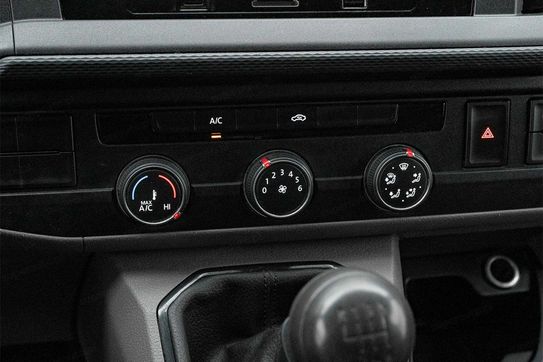 Volkswagen Transporter T6.1 L2H1