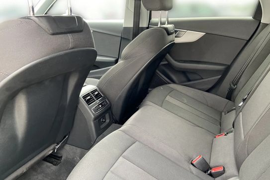 Audi A4 40 TFSI mHEV Quattro Advanced S tronic