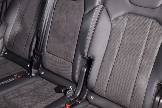 Audi Q7 50 TDI quattro S Line