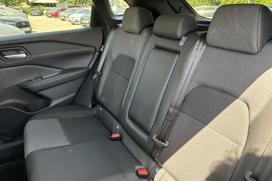 Nissan Qashqai N-Connecta 1.3 DIG-T mHEV  Xtronic