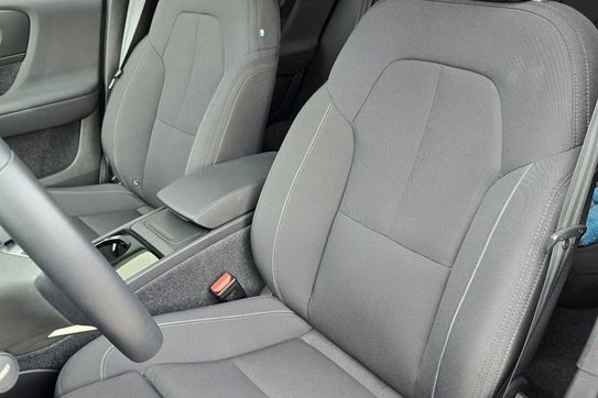 Volvo XC40 73kWh P6 Recharge Plus aut