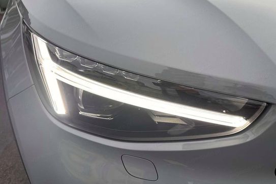 Volvo XC40 B3 Ultra Dark