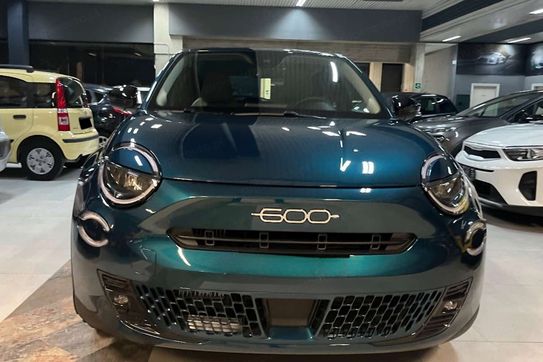 Fiat 600 Icon 1.2 Turbo Hybrid eDCT