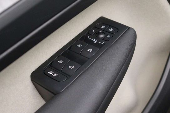 Volvo XC40 B4 Ultra Dark
