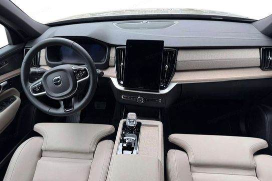 Volvo XC90 T8 AWD Plug-In Hybrid Ultra Dark 7os