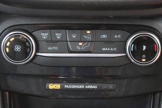 Ford Puma 1.0 EcoBoost Titanium