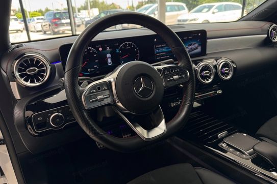 Mercedes CLA 200 AMG Line