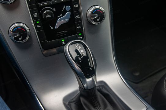 Volvo XC60 D4 Momentum Plus