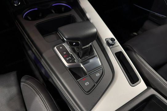 Audi A4 35 TFSI mHEV S tronic