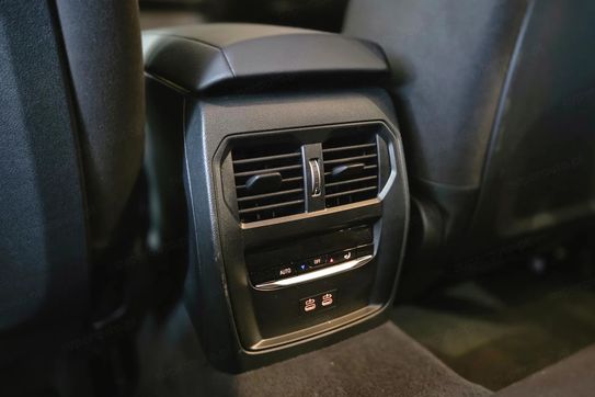 BMW Seria 3 330i xDrive aut