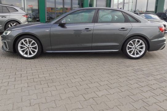 Audi A4 35 TFSI mHEV S Line S tronic