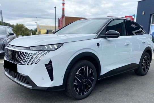 Peugeot 3008 GT Exclusive e-DCS6 1.2 mHEV