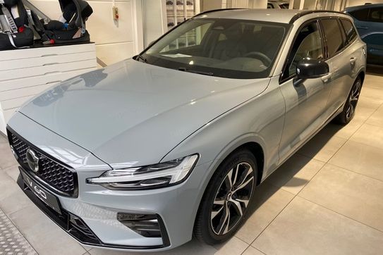 Volvo V60 B4 Plus Dark